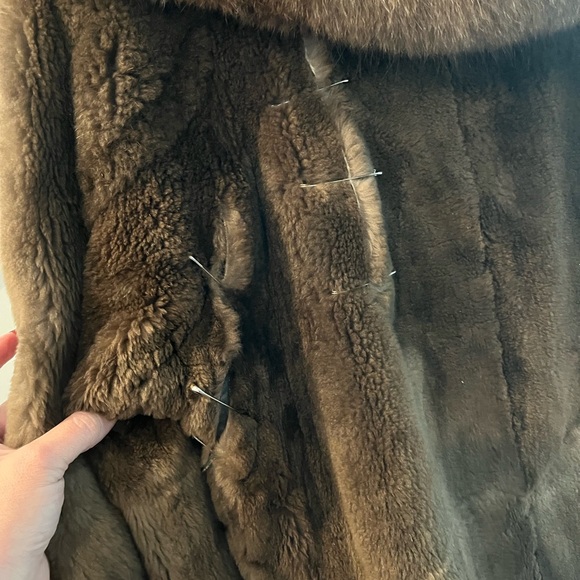 70’s Bonnie Cashin Fur Coat-READ DESCRIPTION - Picture 11 of 15